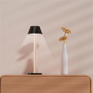 Dokunmatik Şarjlı Dekoratif Mellea Led Masa Lambası
