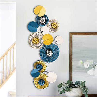 Ahmet Emrah Ş. İçin Oluşturmuş 8 Parça Daisy Metal Tablo Koleksiyonu