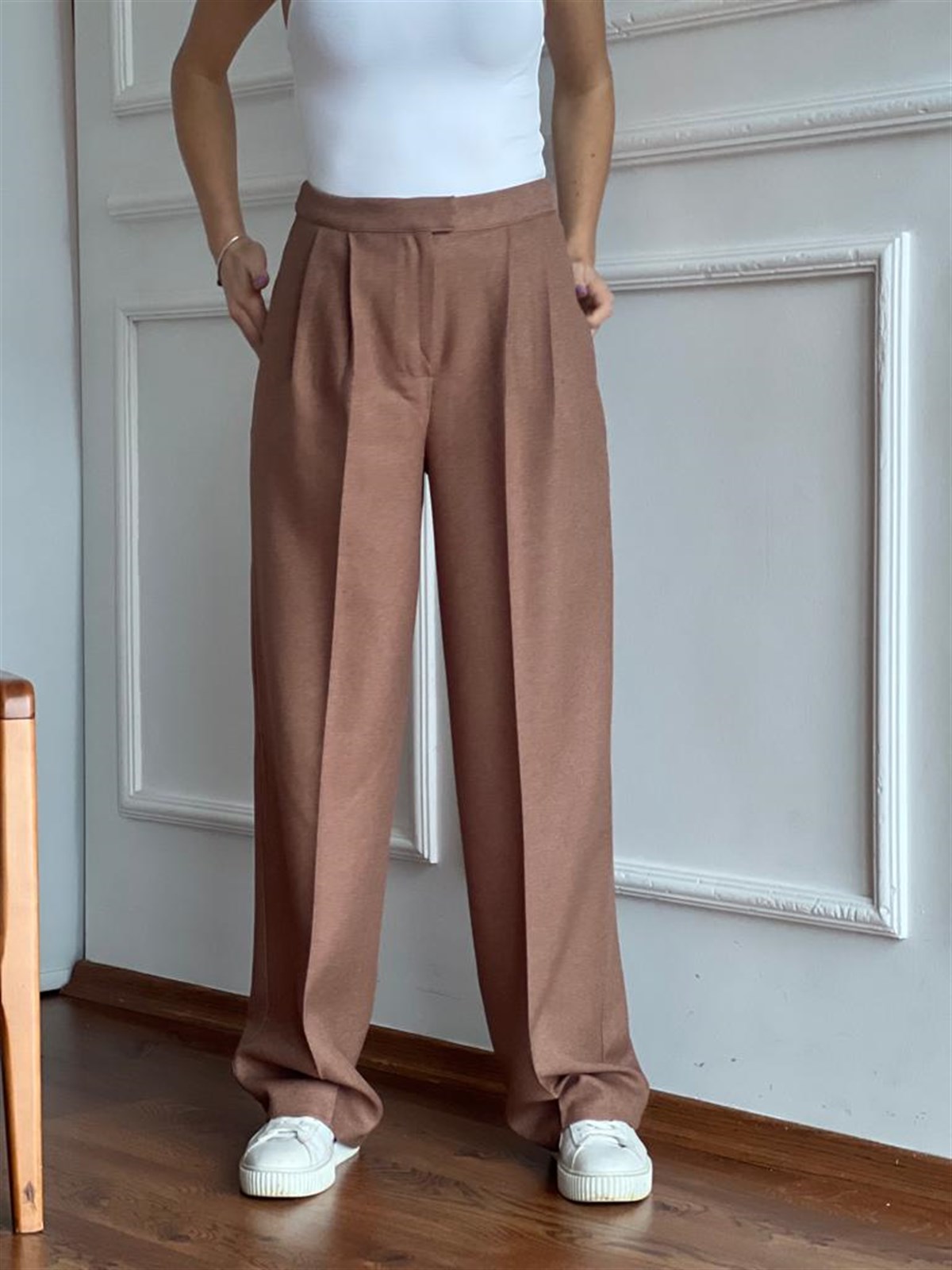 Yün Efektli Pileli Pantolon 3814 Camel