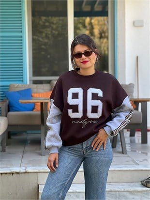 Nakışlı Kolları Çizgili Sweatshirt 02583 Kahverengi