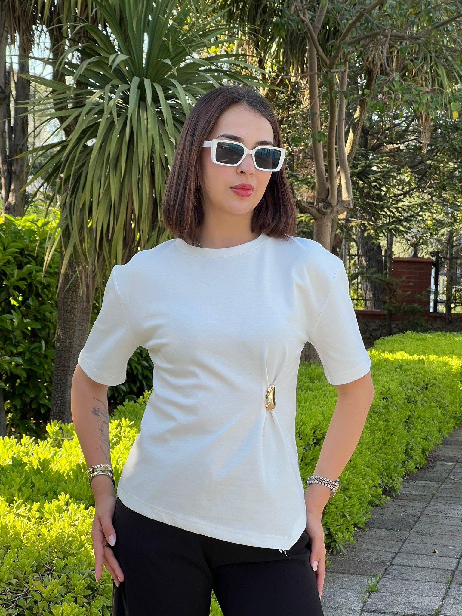 Aksesuar Detaylı Tshirt 32445 Ekru