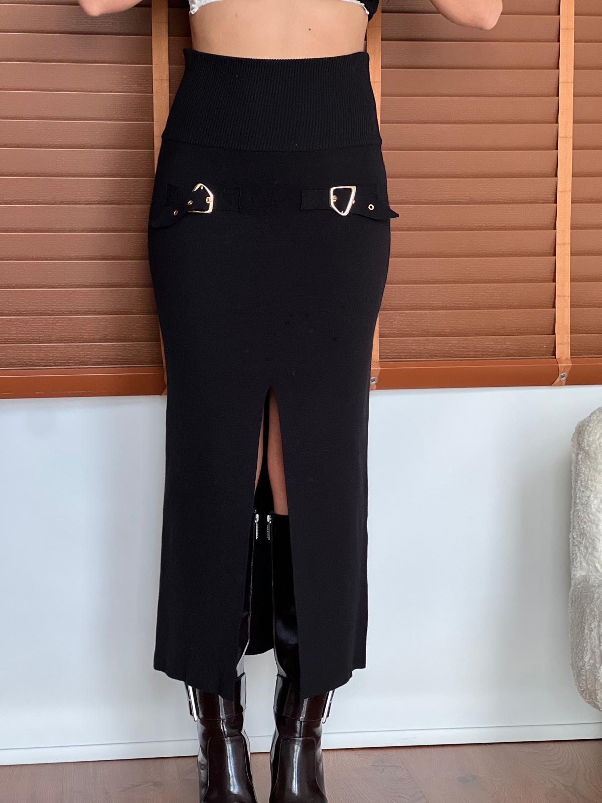 Aksesuar Detaylı Yırtmaçlı Triko Etek 80127 Siyah