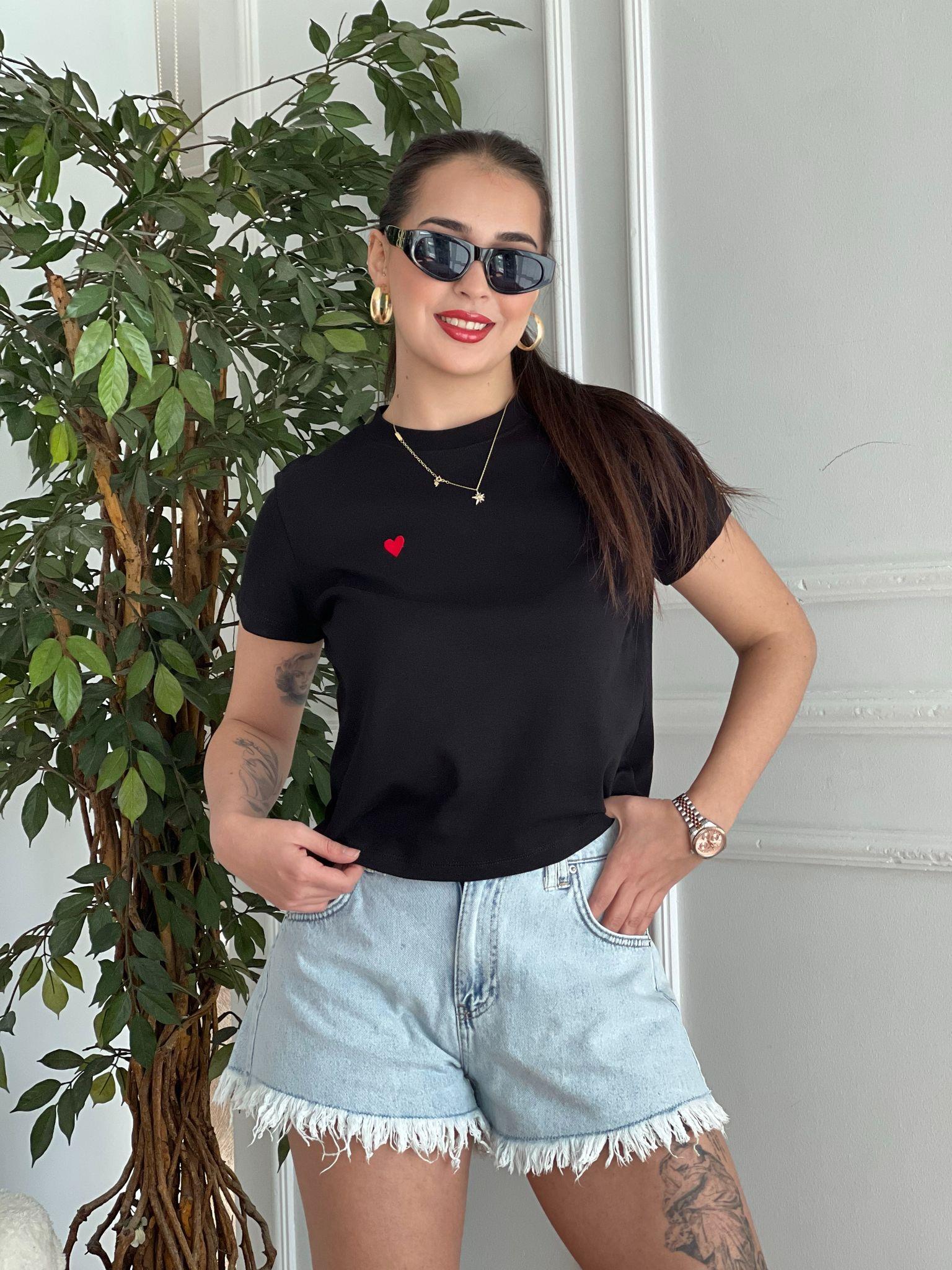 Kalp İşlemeli Tshirt 30584 Siyah