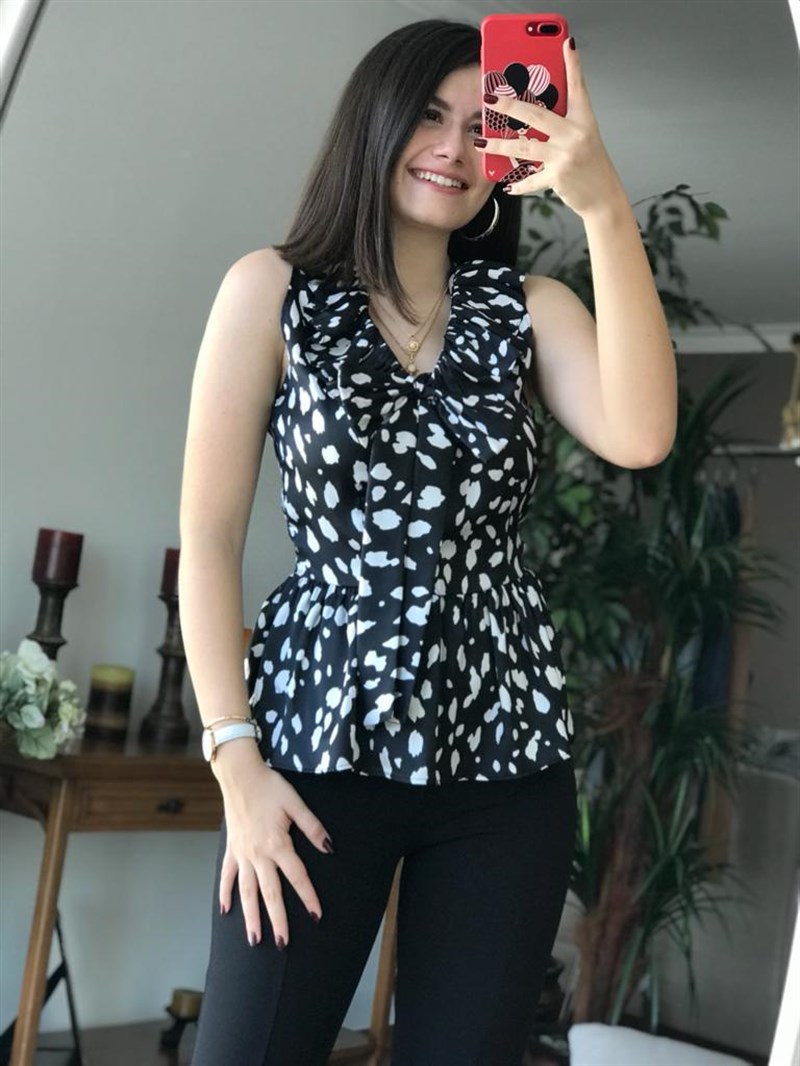Önü Fiyonklu Leopar Desen Bluz 3017-1388 Siyah