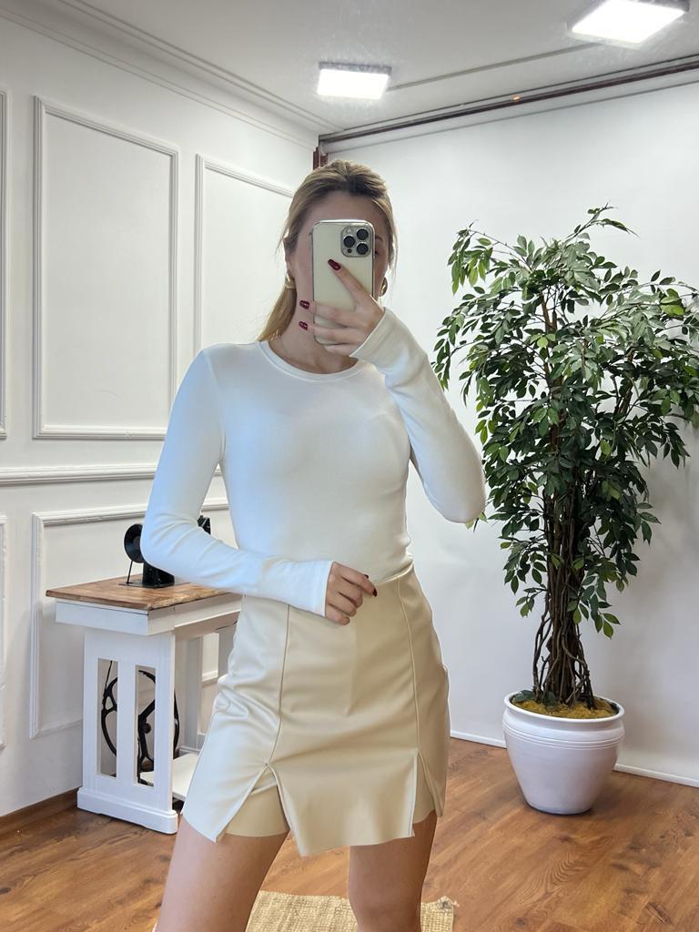 Önü Yırtmaçlı Şort Etek 4646 Bej