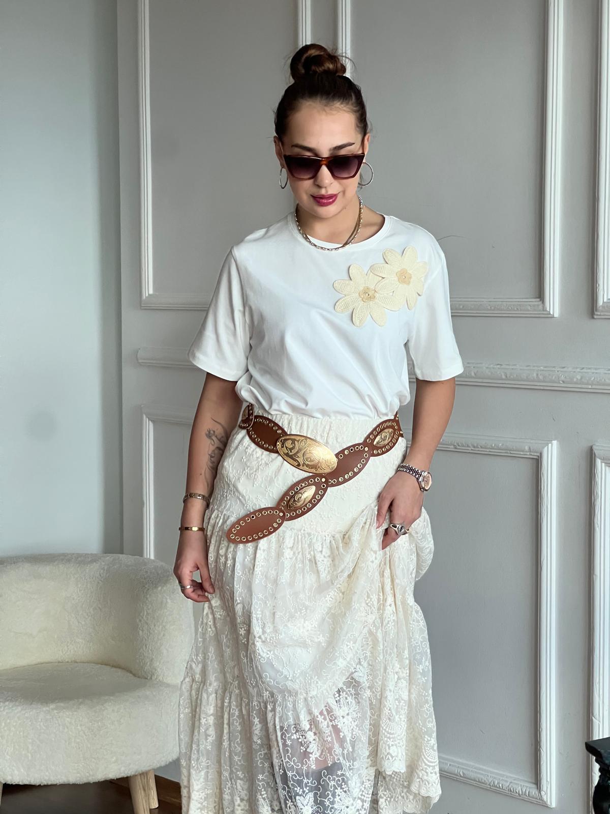 Papatya Aplike Detaylı Tshirt 26051 Ekru