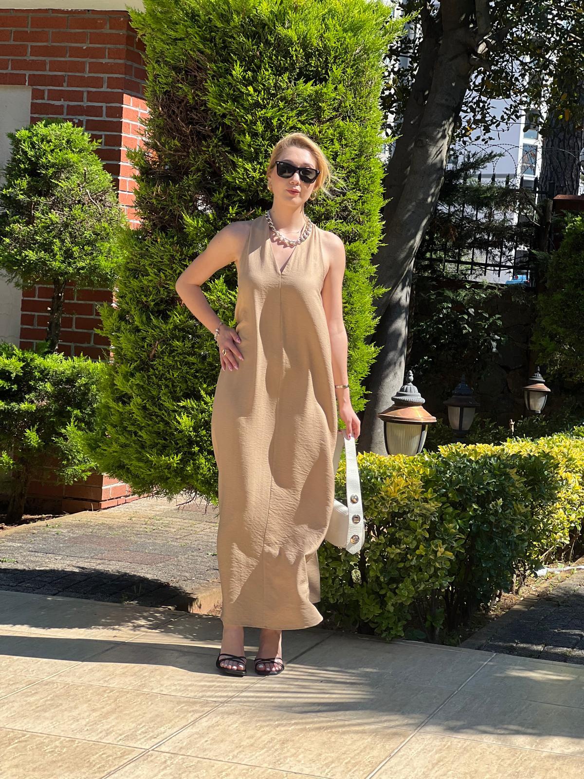 Sırt Çapraz Uzun Elbise 24181 Bej