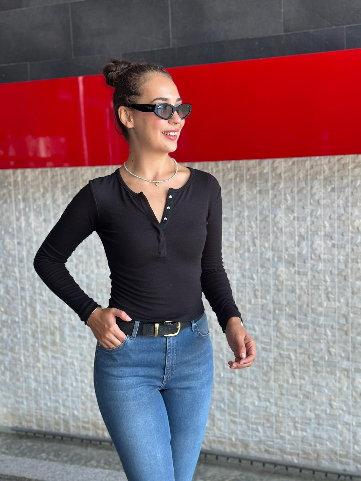 Uzun Kollu Çıtçıt Düğmeli Bluz 31442 Siyah