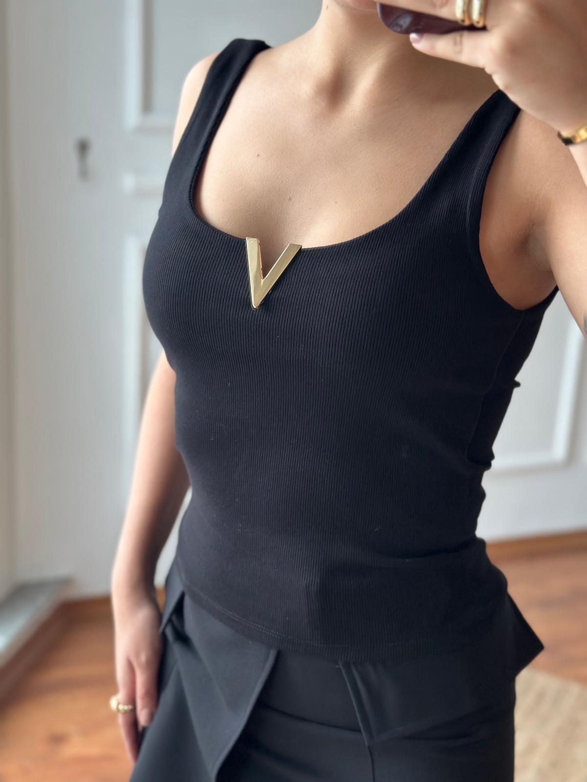 V Demirli Atlet 16143 Siyah