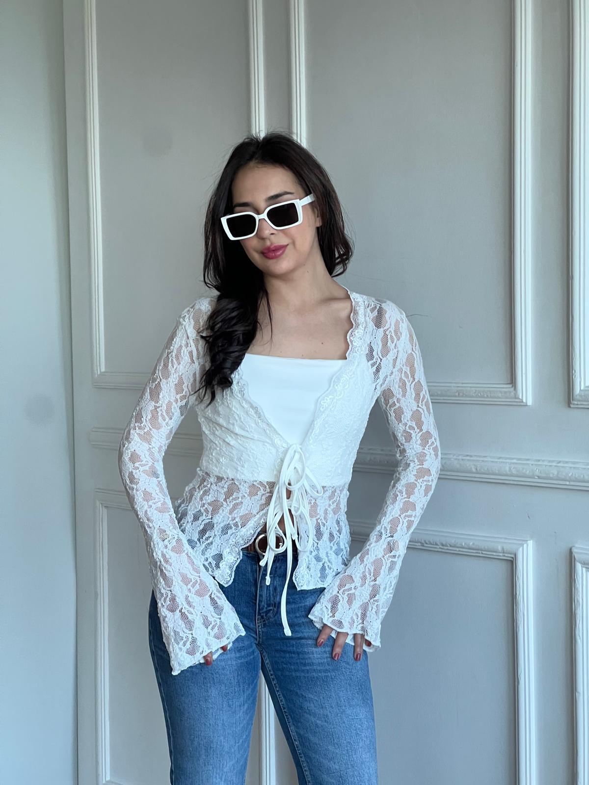 V Yaka Önü Bağlamalı Dantelli Bluz 6041 Ekru