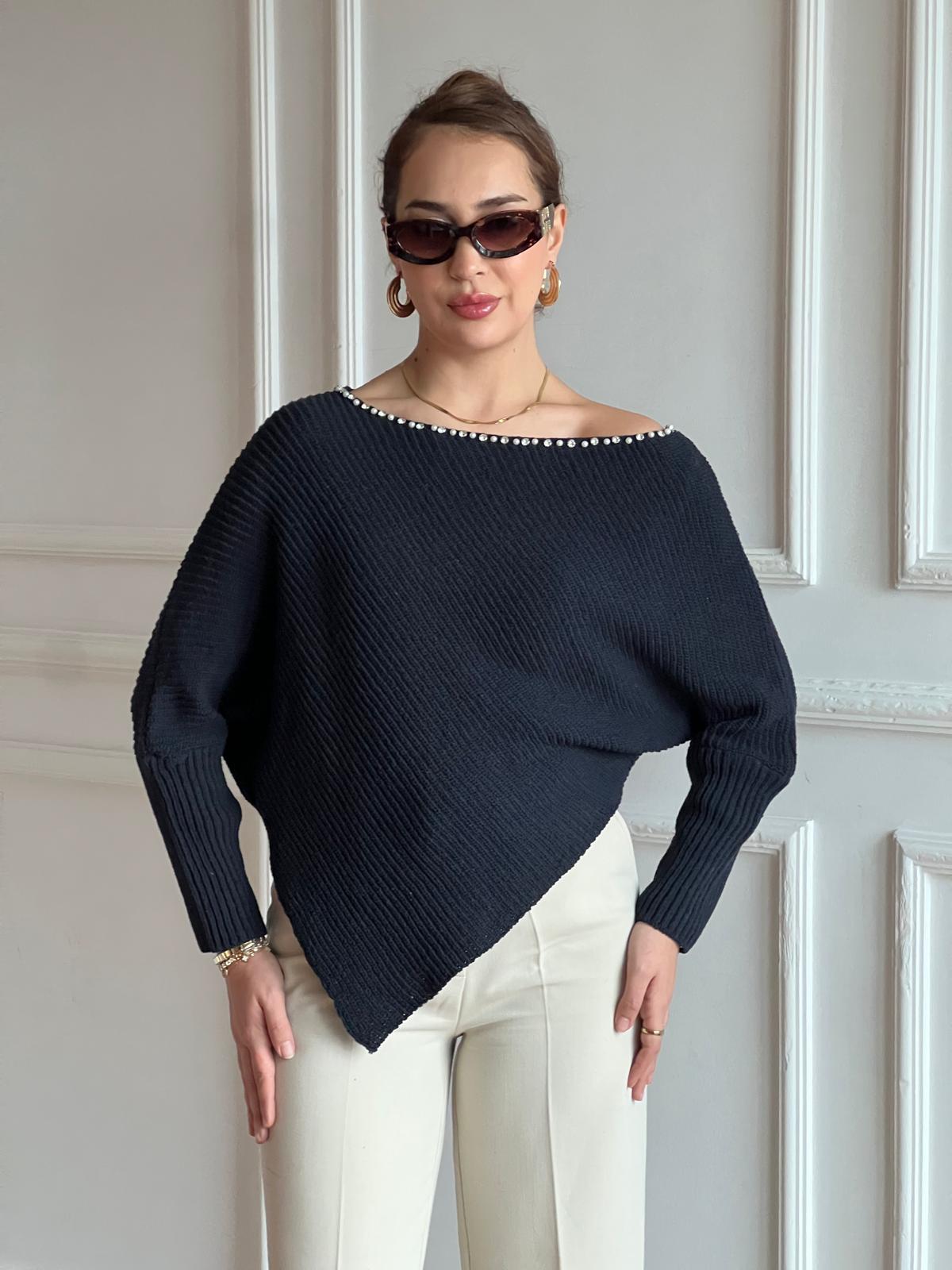 Yakası Taşlı Üçgen Triko 22848 Lacivert