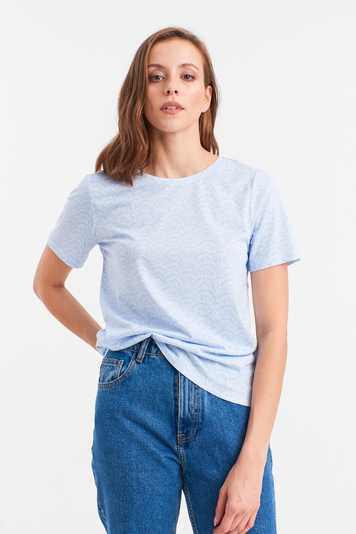 HN2700Açılı Desenli T-shirt