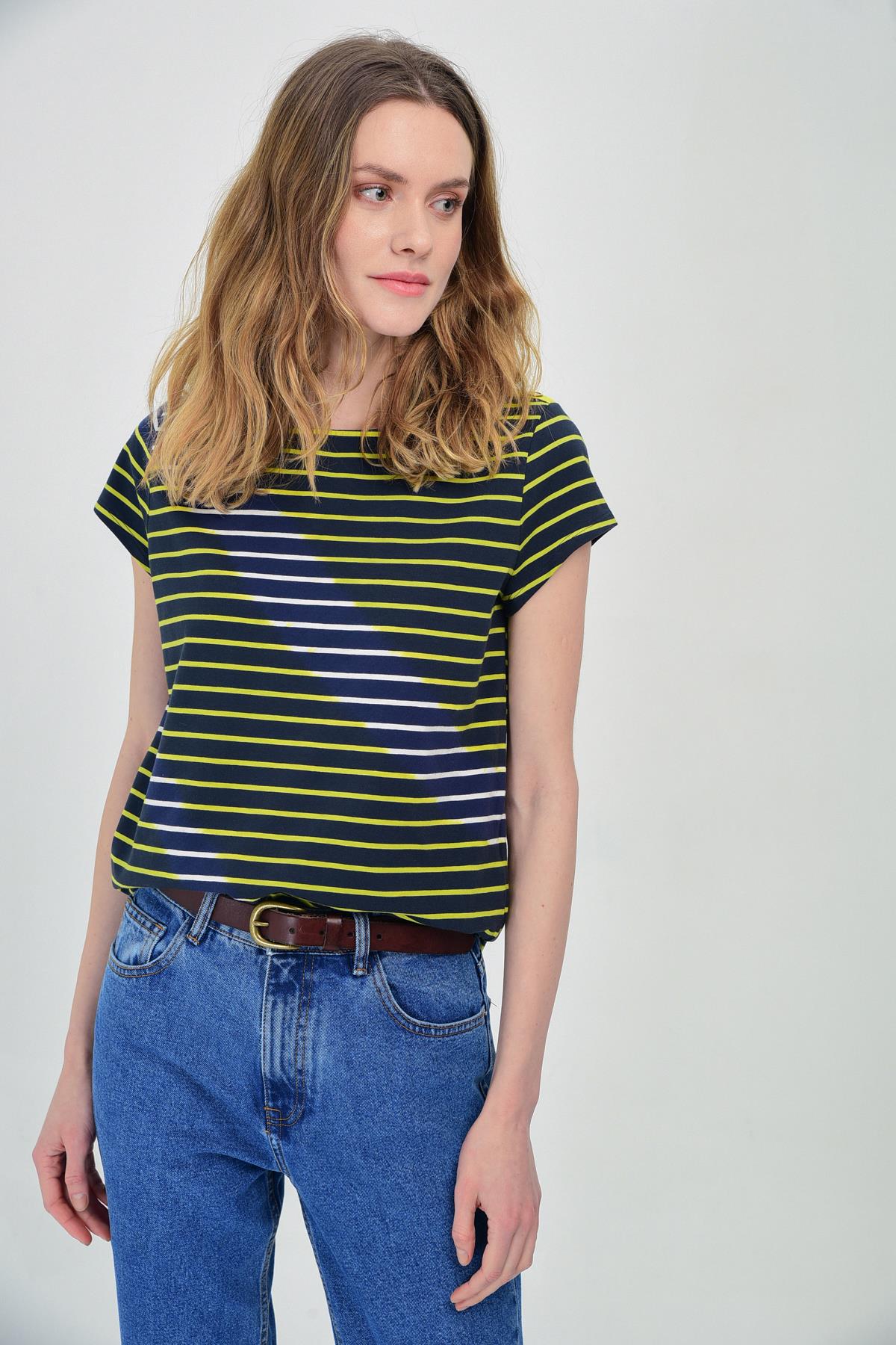 HN1340Batikli  T-shirt