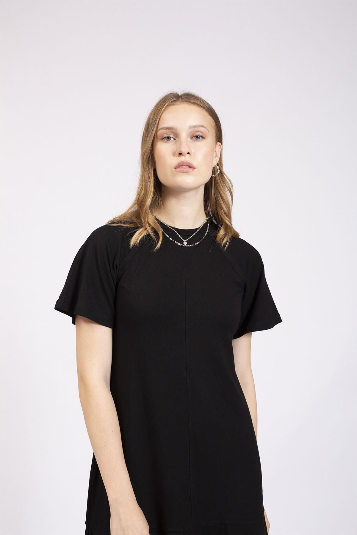 HN2786Reglan Kollu Eteği Volanlı Örme Elbise