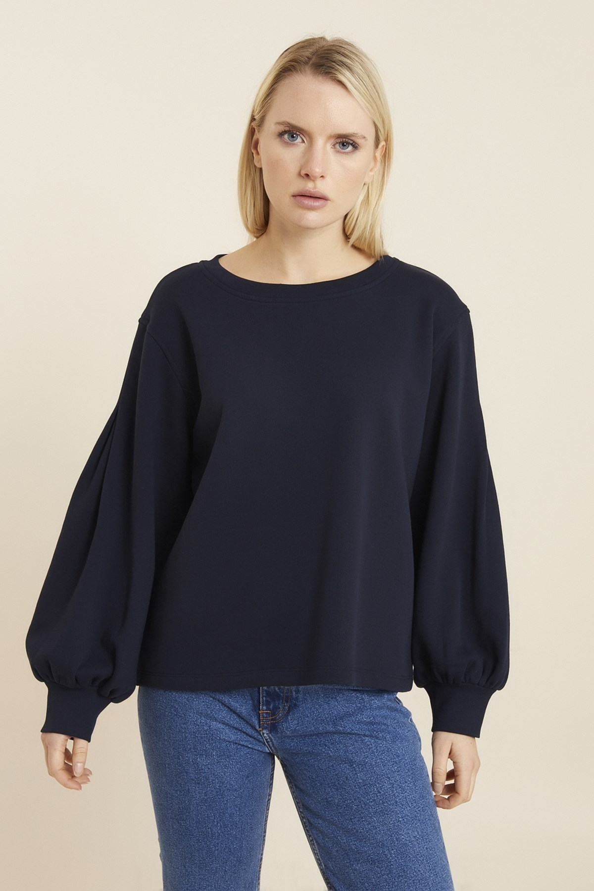 HN2864Kolları Pileli Sweatshirt