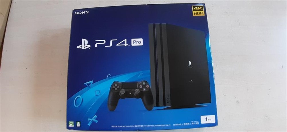 Sony PS4 Pro 1Tb Oyun Konsolu Türkçe Menü (Cuh-7218B B01)