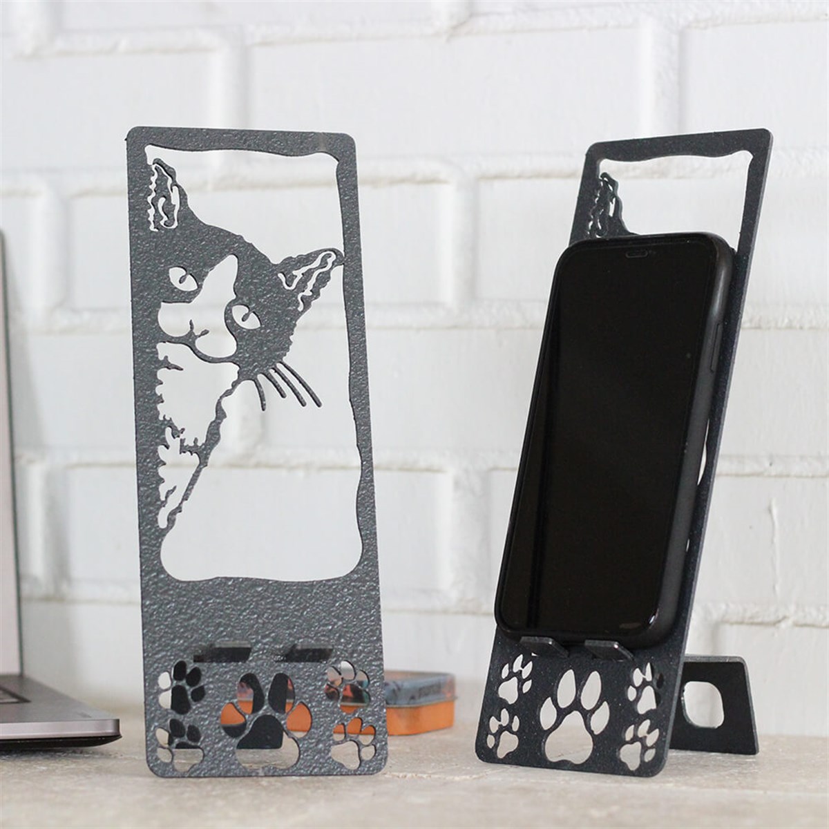 The Cat PPS - Metal Masaüstü Dekor - Metal Cep Telefon Standı- Pirudem  Metal Sanatları