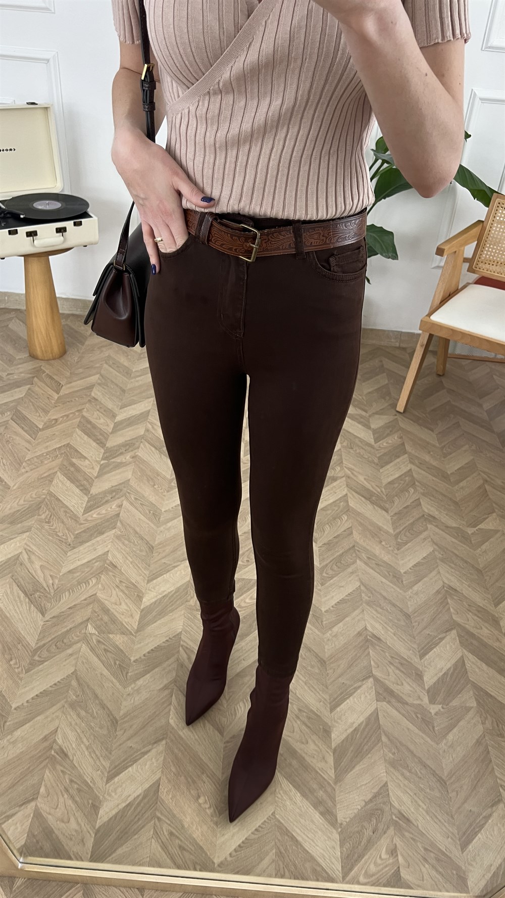 Acı Kahve Yüksek Bel Likralı Jean