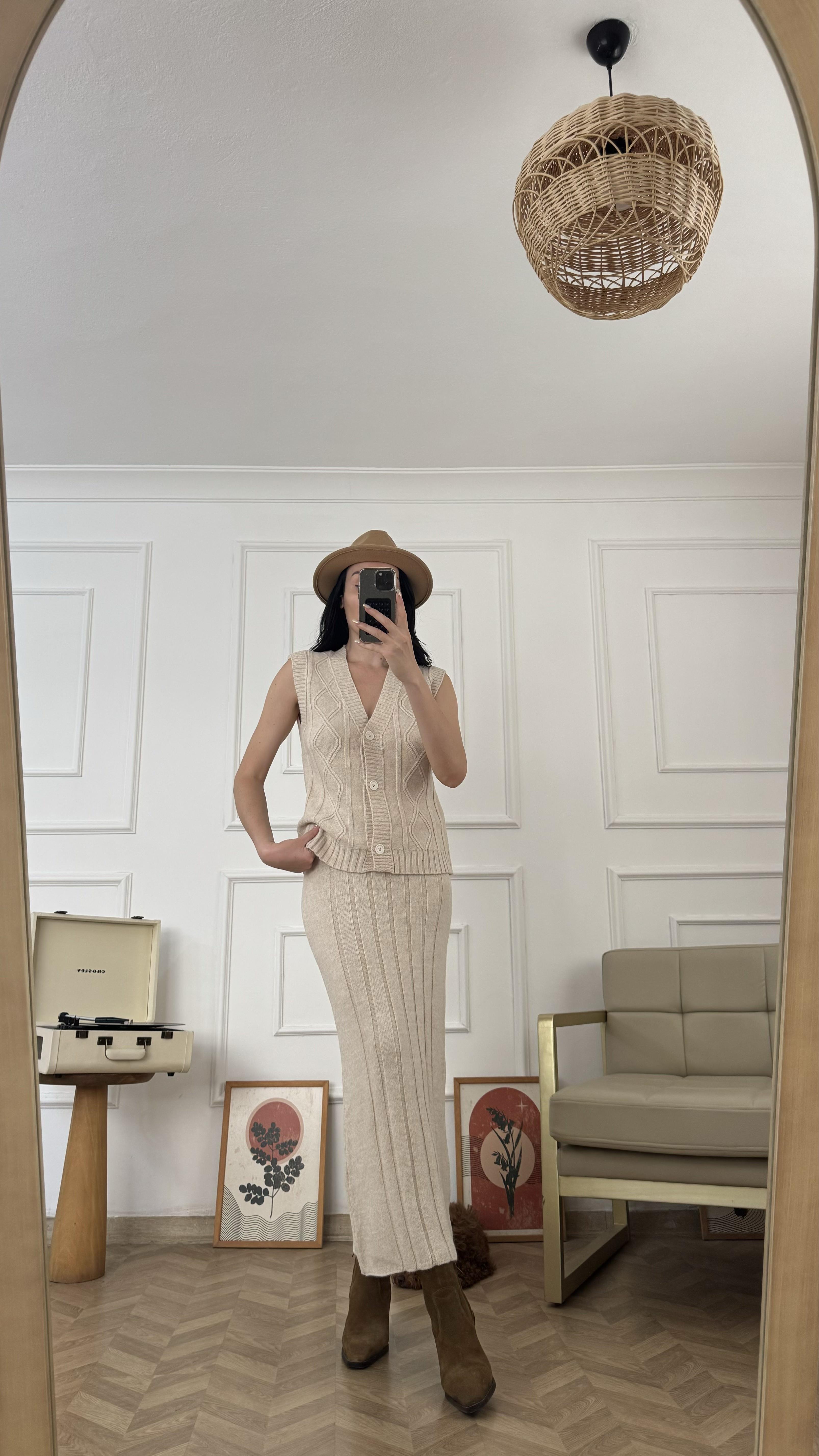 Bej Etekli Triko Takım