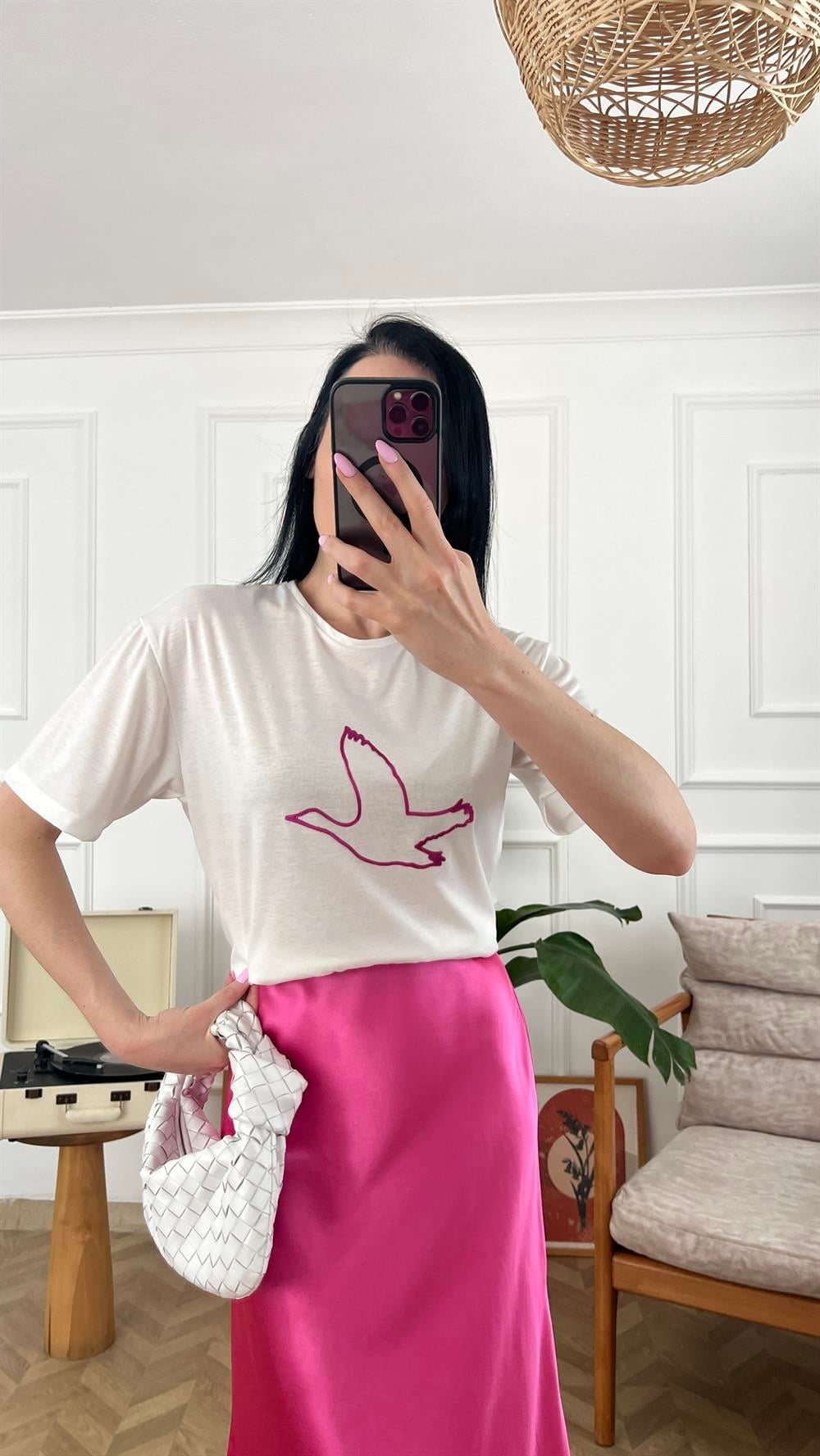 Beyaz Pembe Kuş Desenli Tshirt