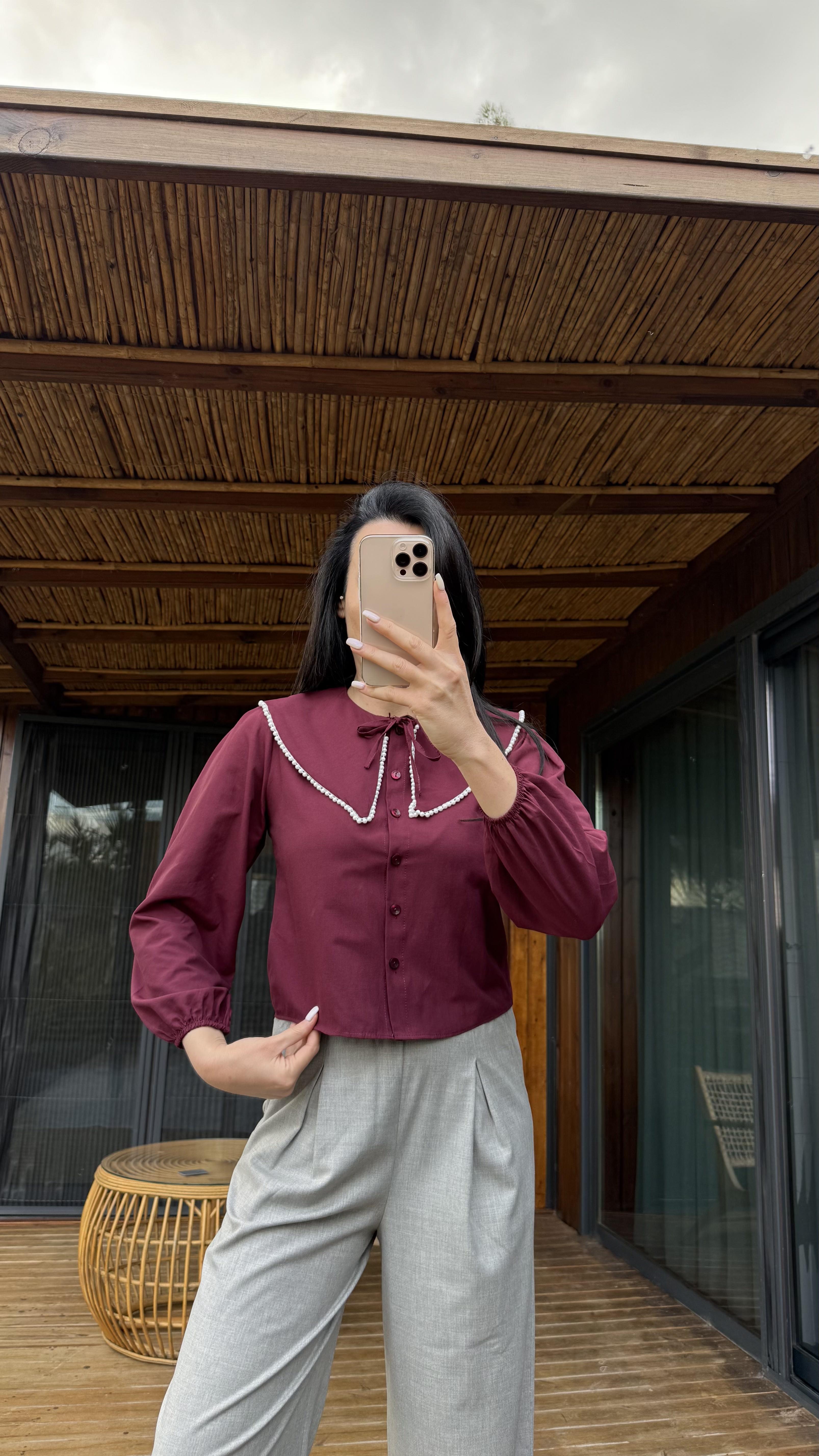 Bordo Yakası İnci Detaylı Gömlek
