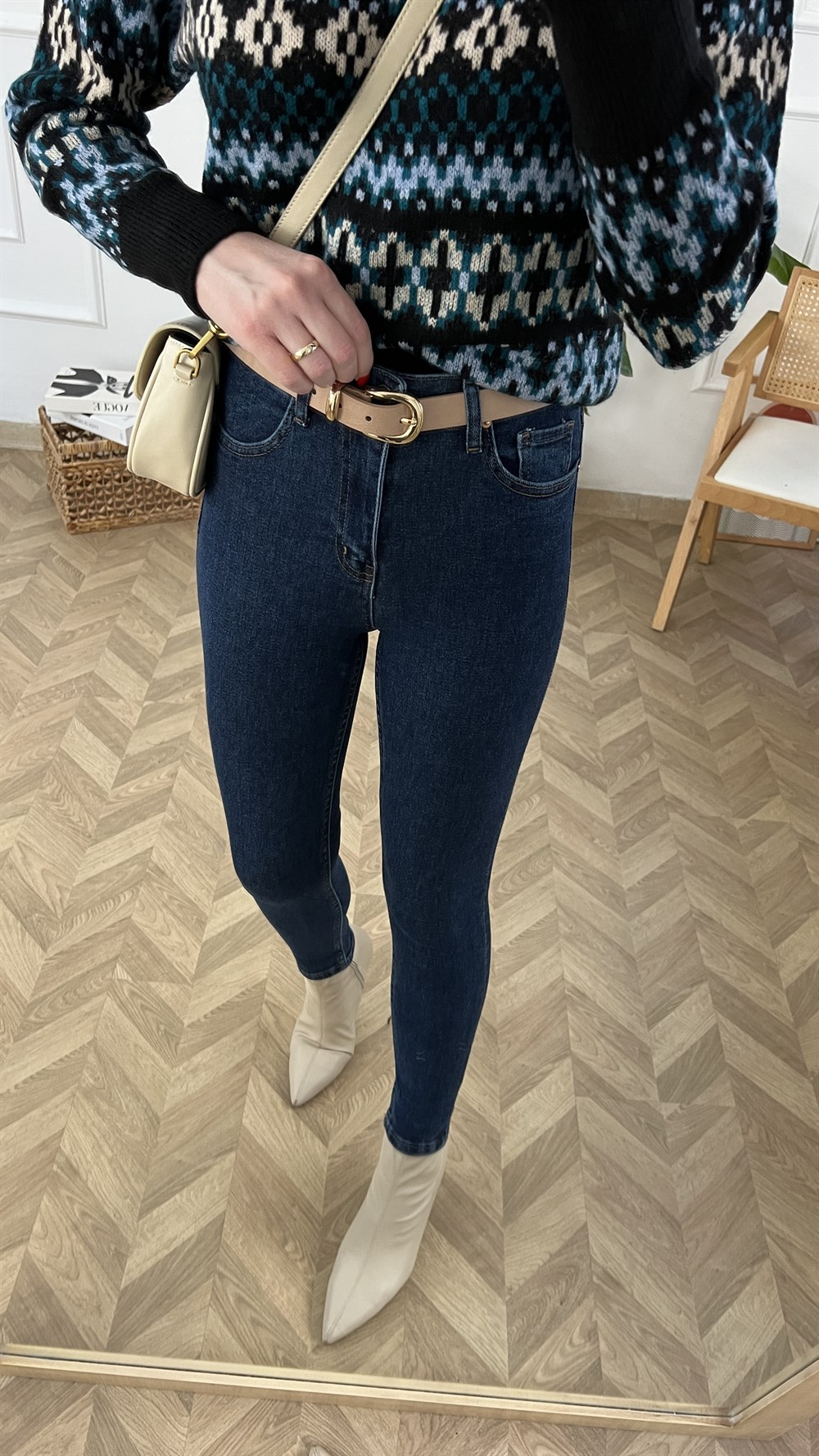Koyu Mavi Yüksek Bel Likralı Jean