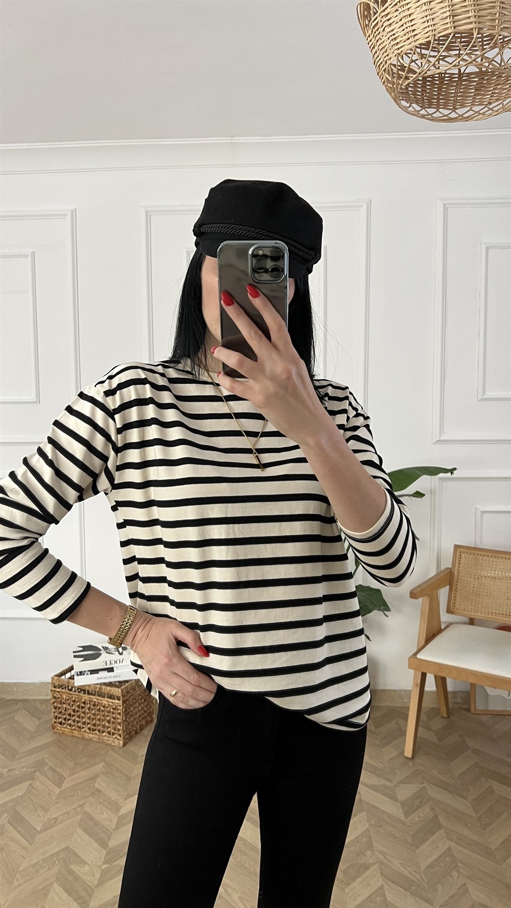 Siyah Çizgili Sweatshirt