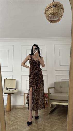 Leopar Desenli Yırtmaç Detaylı Şifon Elbise