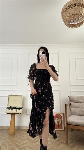 Siyah Pembe Çiçek Desenli Şifon Elbise