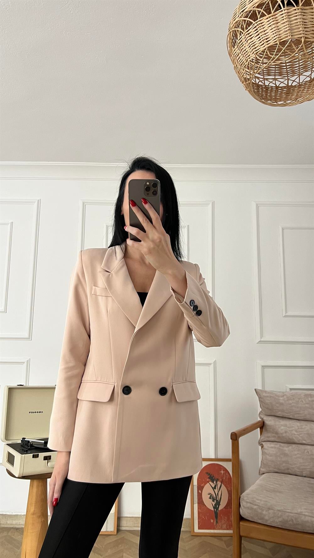 Açık Pudra Astarlı Atlas Kumaş Blazer Ceket