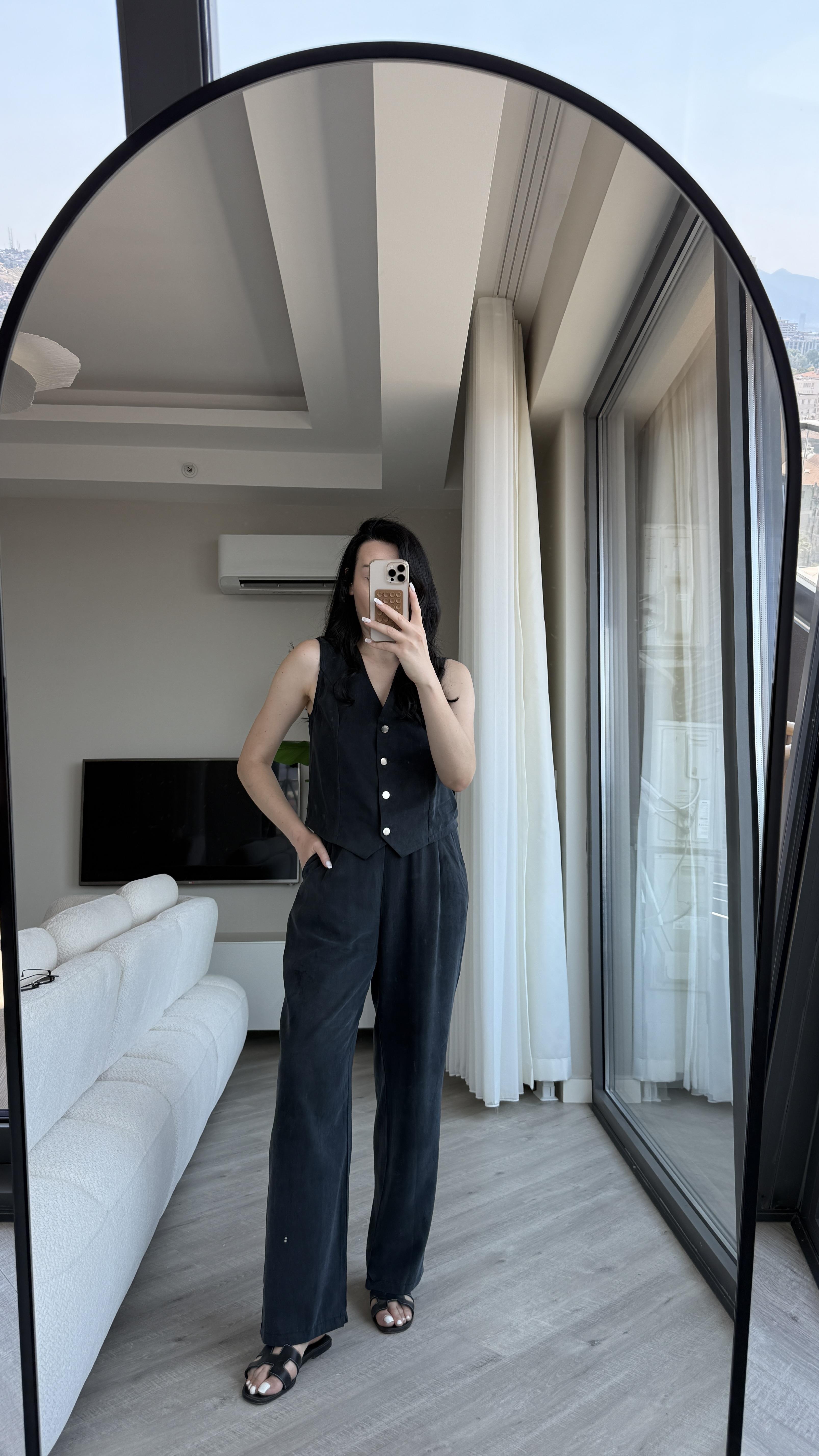 Antrasit Yelekli Modal Takım