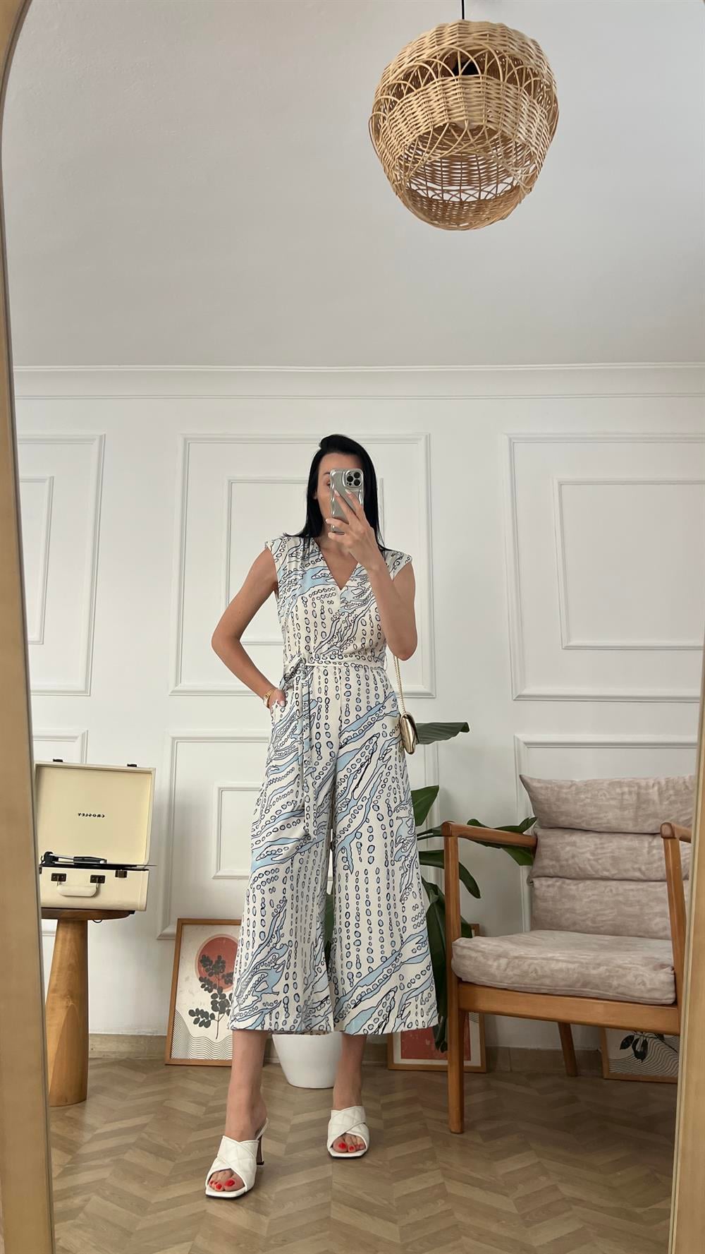 Bebe Mavi Desenli Omuzları Vatkalı Tulum