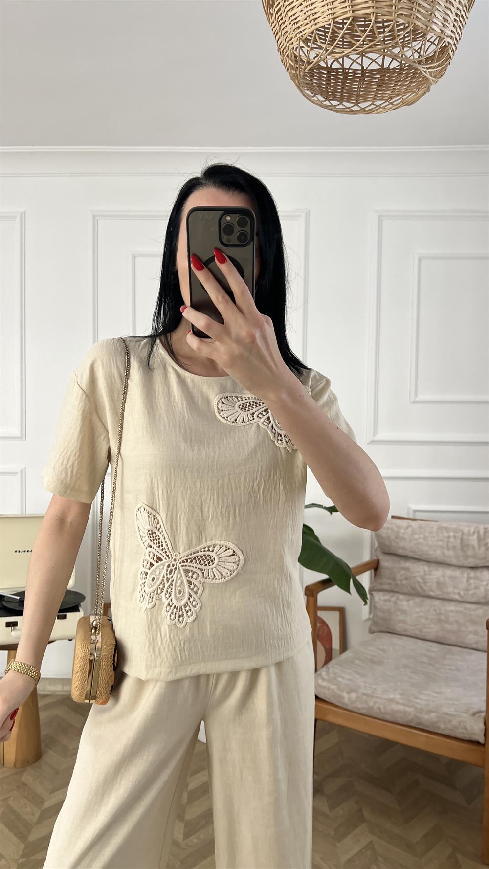 Bej Kelebek Desenli Bluz