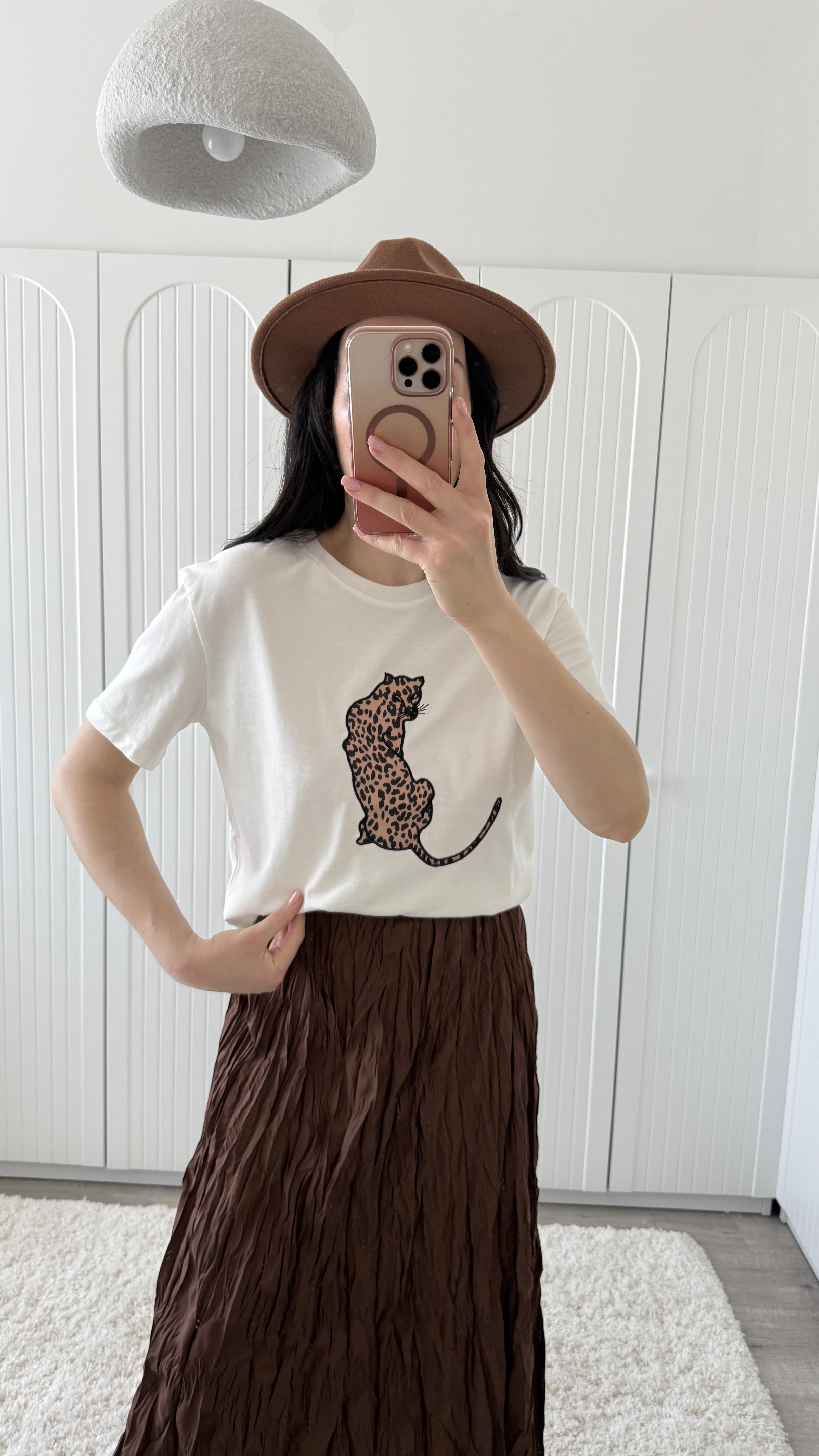 Beyaz Kaplan Desenli T-Shirt