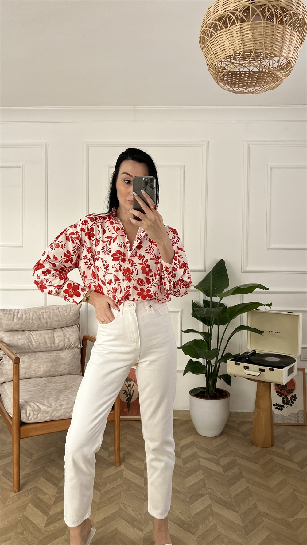 Beyaz Mom Fit