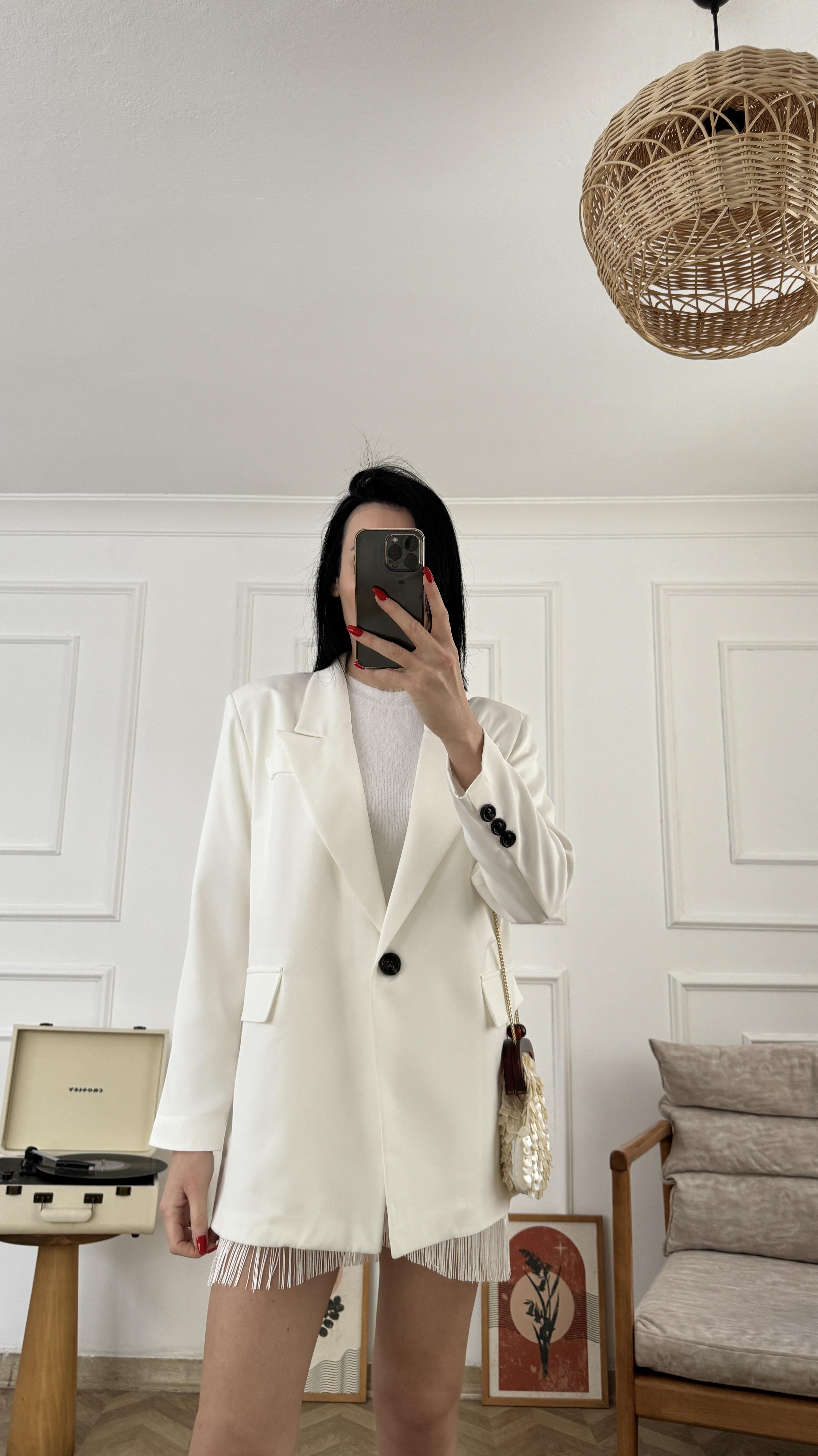 Beyaz Tek Düğmeli Oversize Astarlı Blazer Ceket