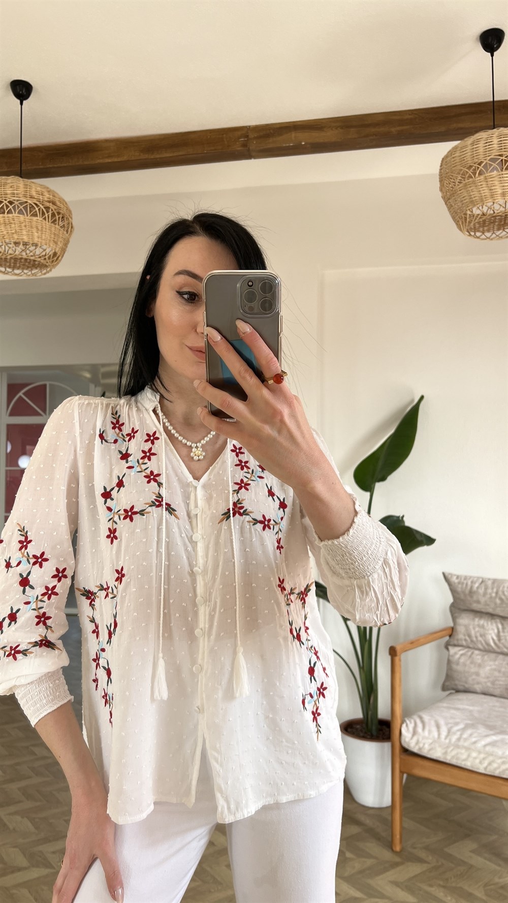 Birit Düğmeli Kırmızı Minik Çiçek Desen Gömlek 