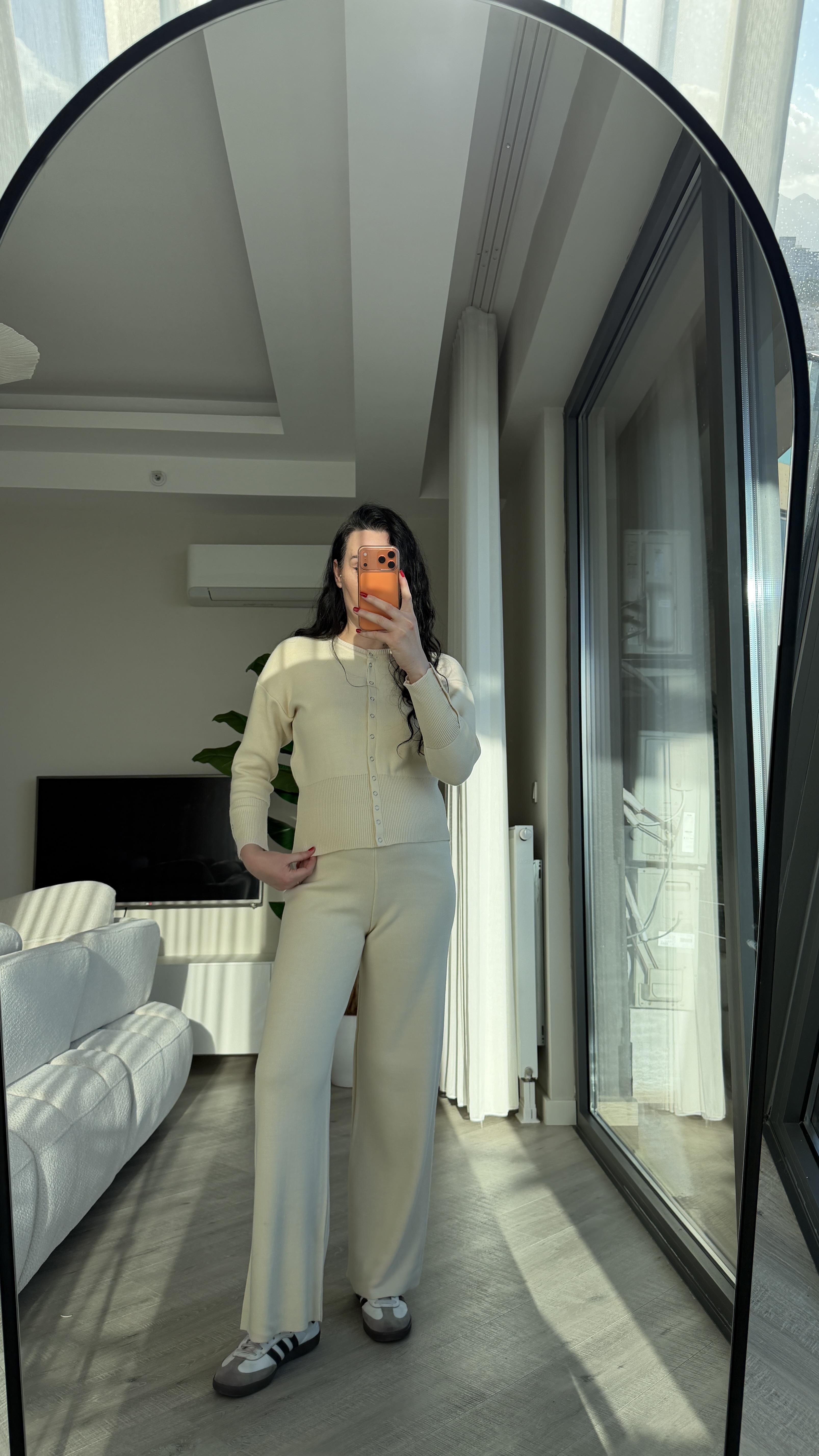 Ekru Çıtçıt Detaylı Triko Takım