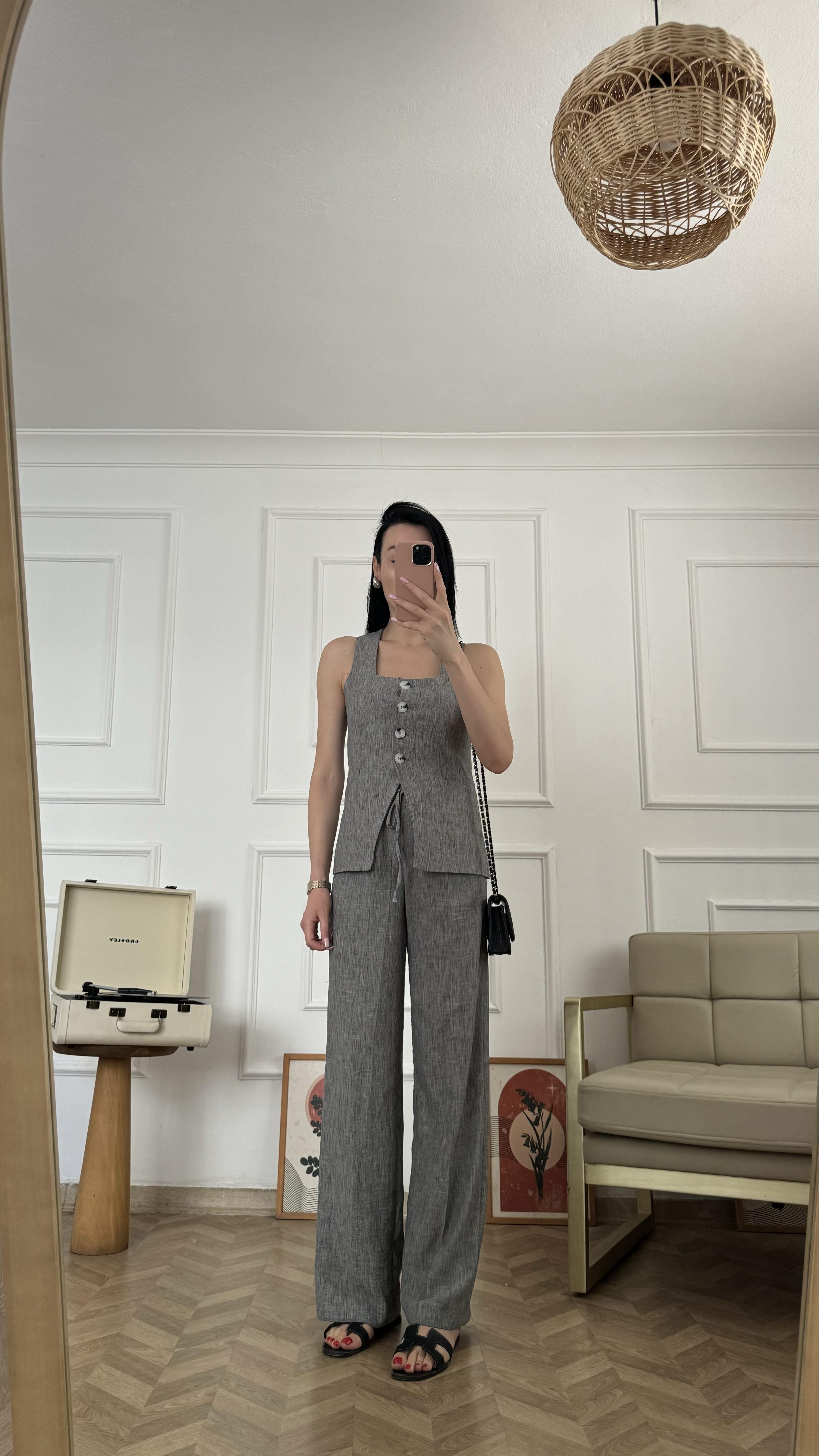Gri Kare Yaka Yelek Pantalon Takım