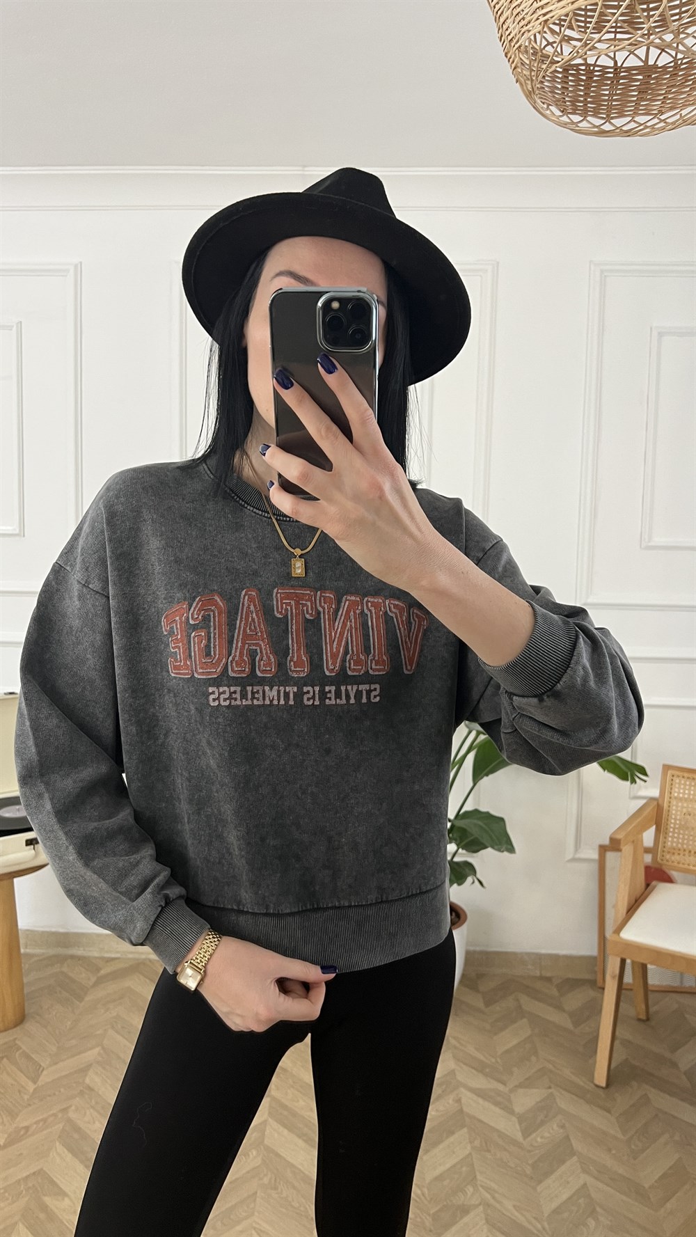 Koyu Gri Yıkamalı Sweat