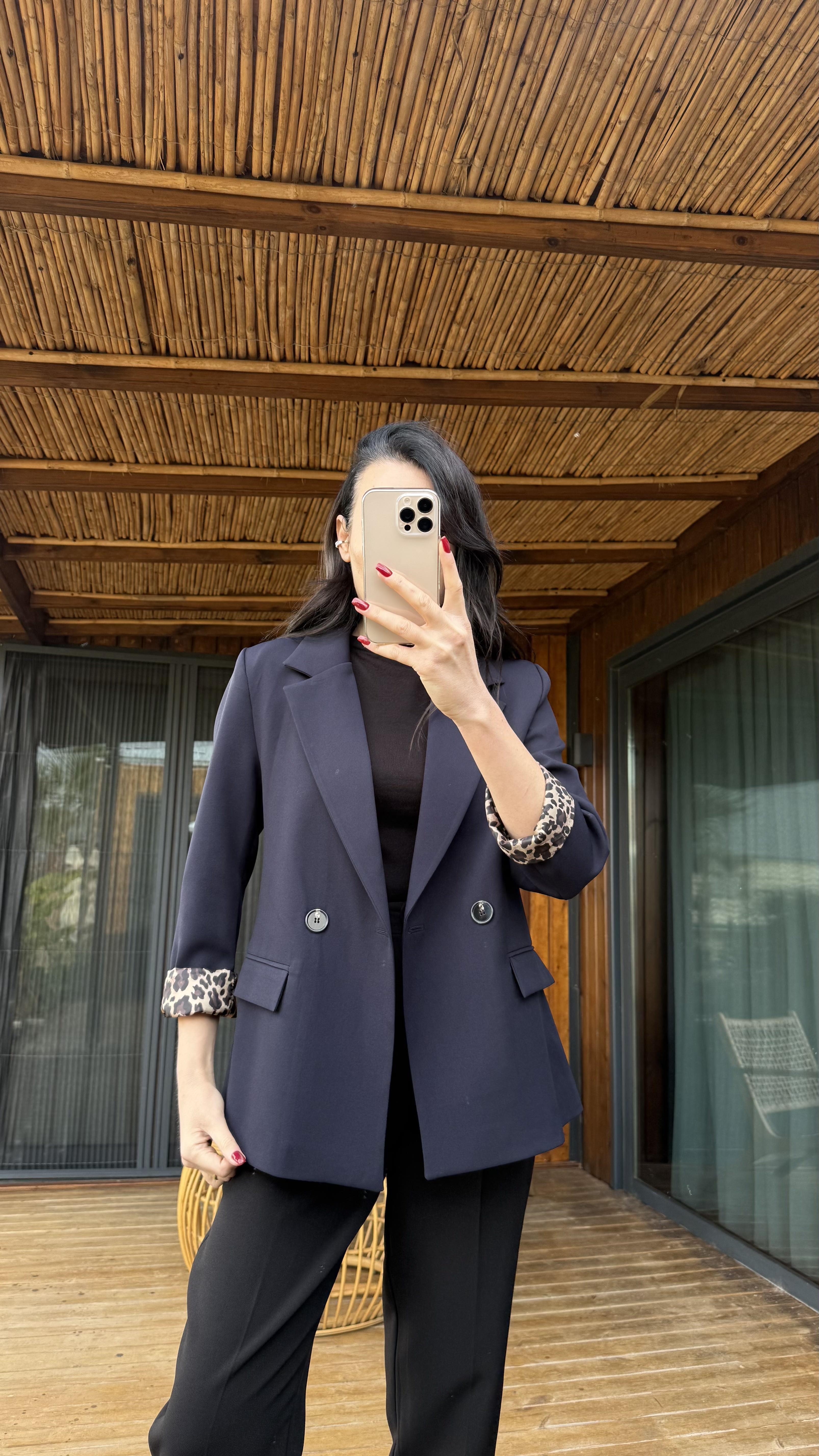 Lacivert Leopar Astarlı Atlas Kumaş Blazer Ceket