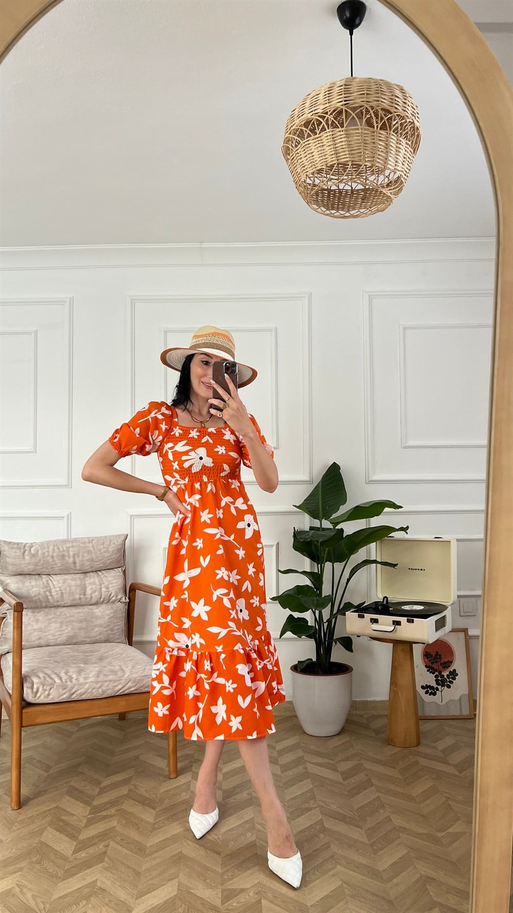 Orange Çiçekli Gipe Detaylı Poplin Elbise