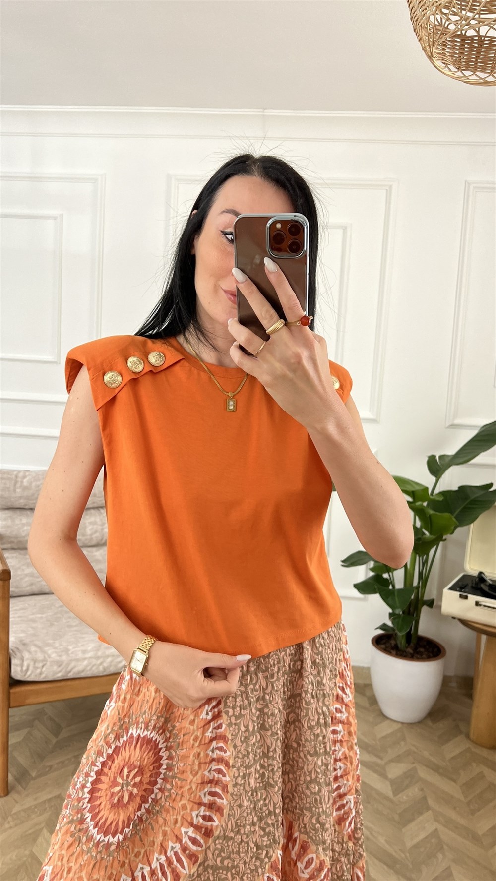 Orange Gold Düğme Detaylı Vatkalı Tshirt 