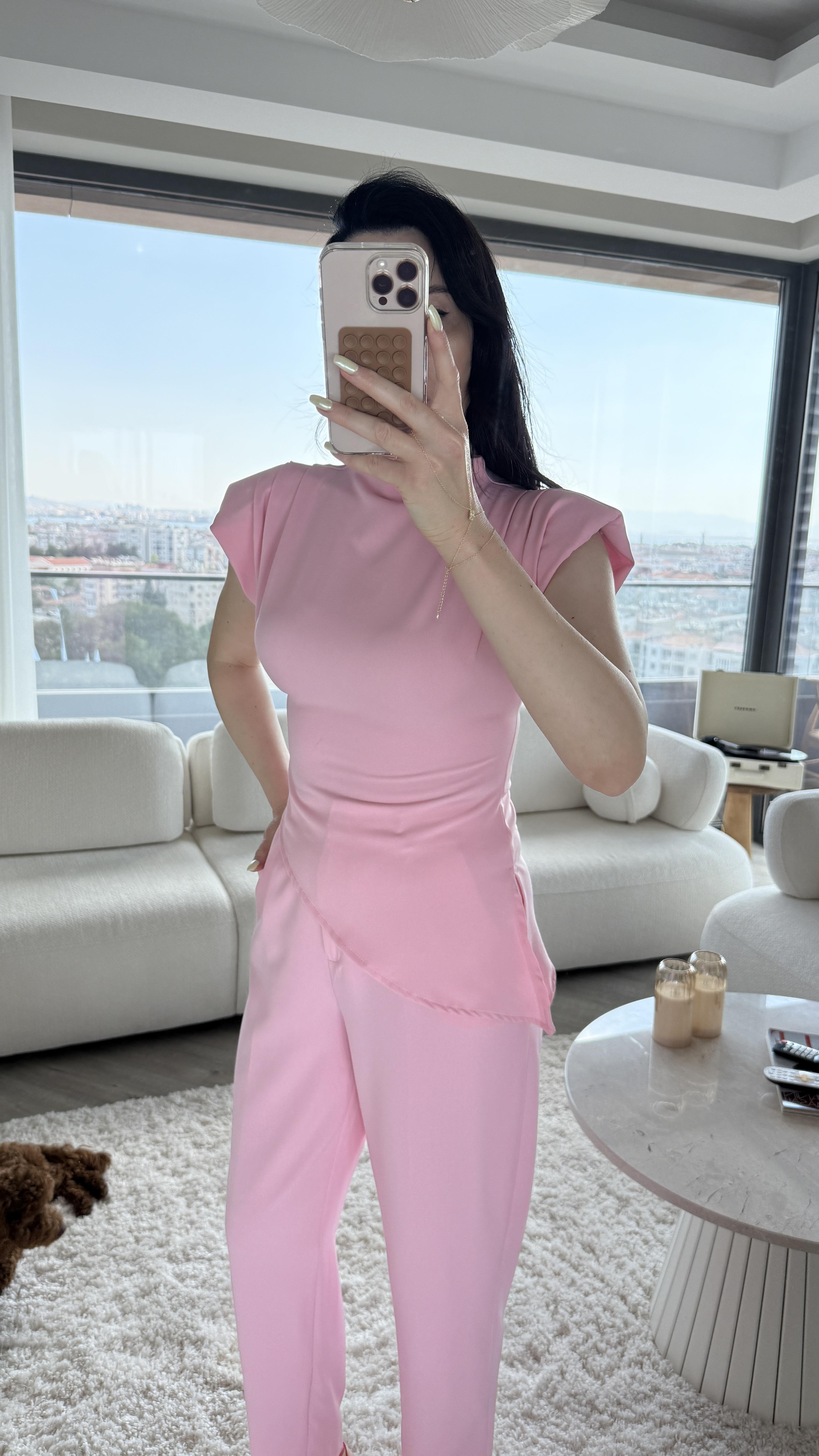 Pembe Asimetrik Vatkalı Bluz