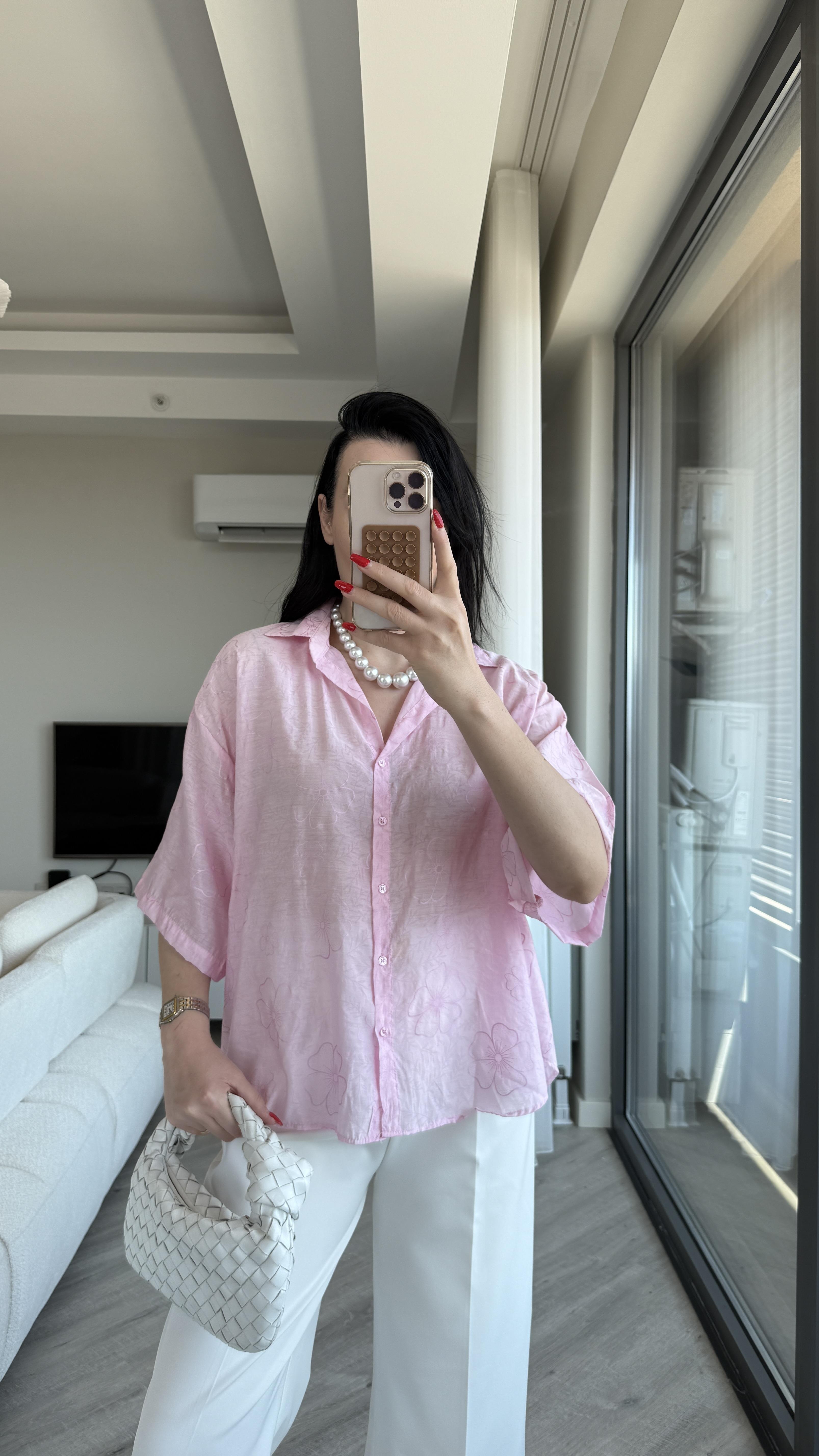 Pembe Çiçek Desenli Kısa Kollu Gömlek