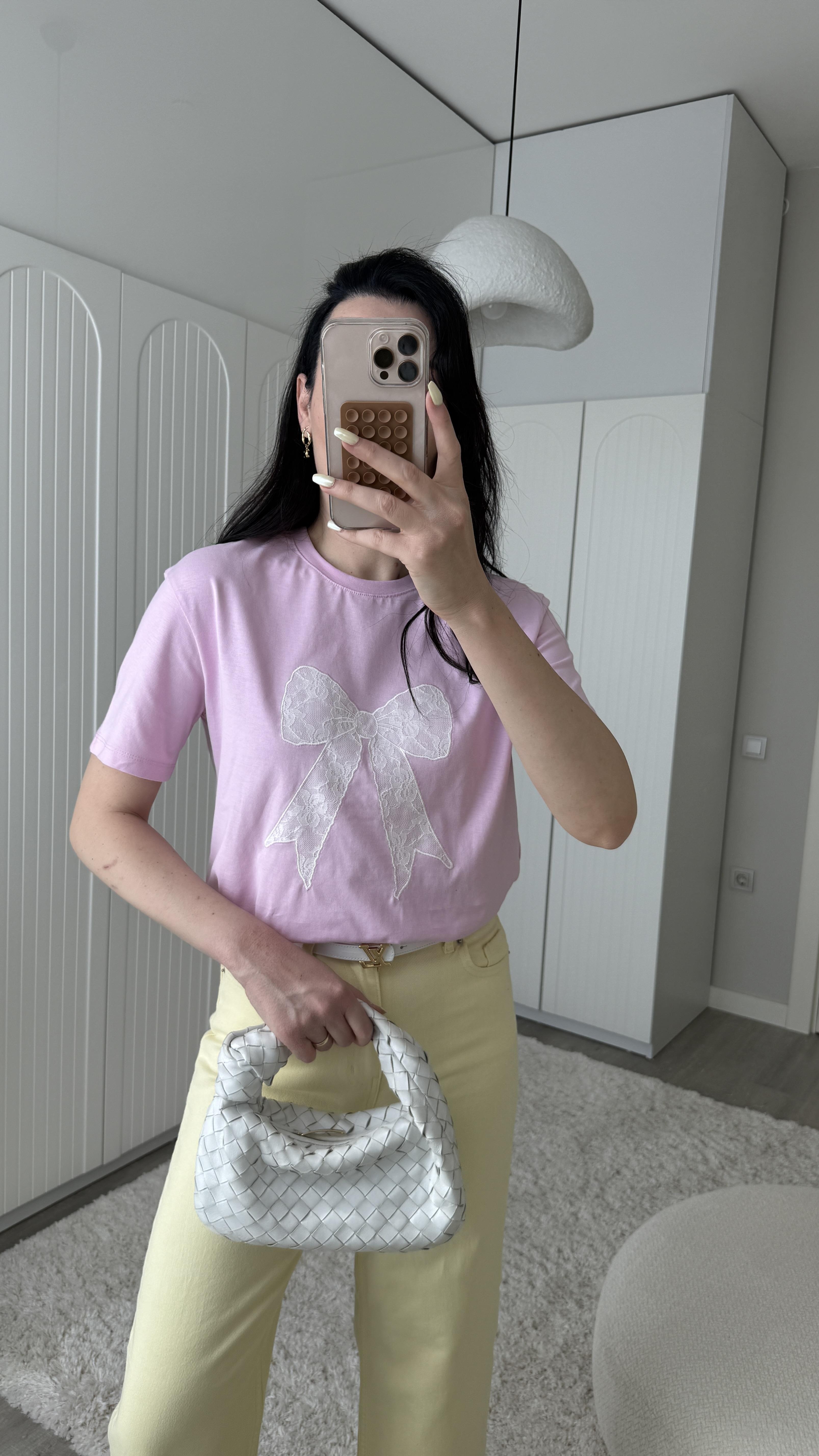 Pembe Kurdela Desen Dantel Detaylı Tshirt