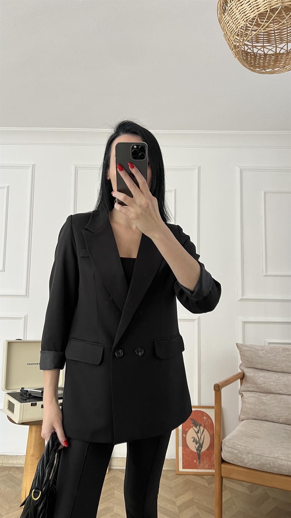 Siyah Astarlı Atlas Kumaş Blazer Ceket