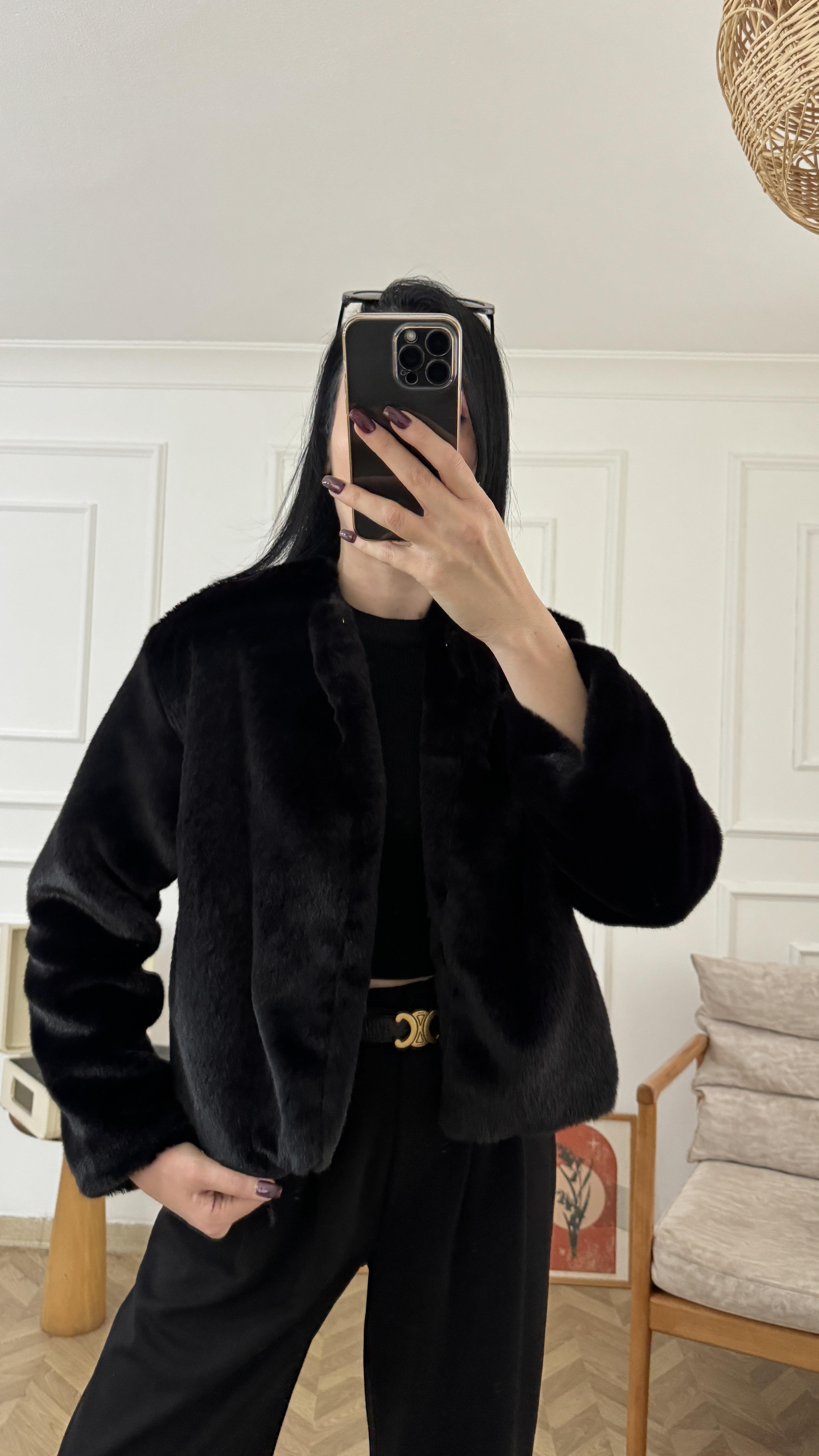 Siyah Astarlı Kürk