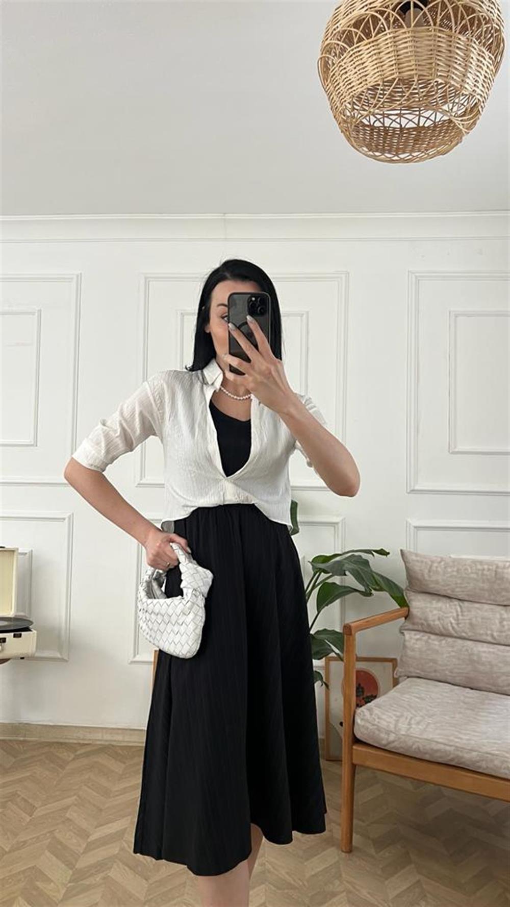 Siyah Beyaz Gömlek Detaylı Tek Parça Elbise