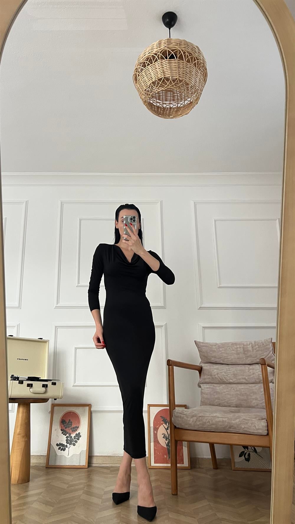 Siyah Degaje Yaka Full Likralı Elbise